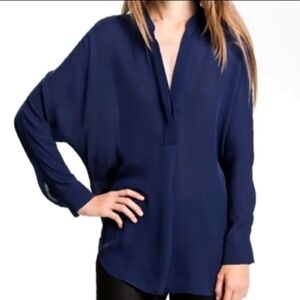 Vince. Women's Sz S Long Sleeve Silk Pocket Front Blouse Slit Sides Oversized‎